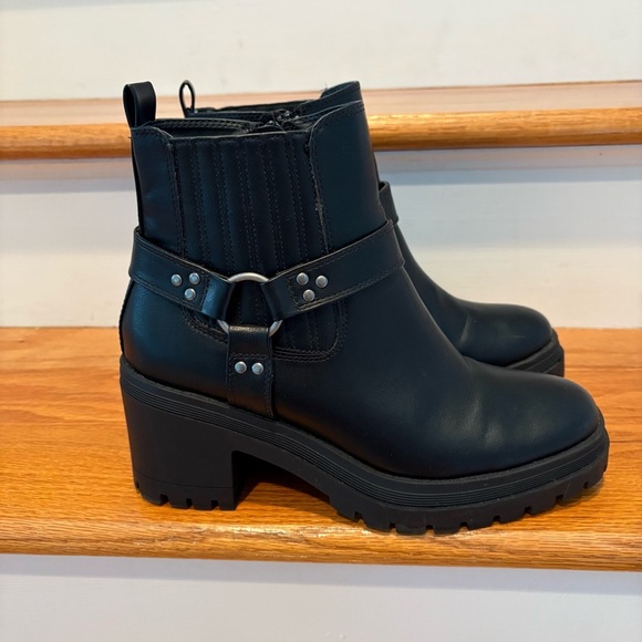 Simply Jules Shoes - Sincerely Jules Black Faux Leather Moto Combat Boots with Side Zip 8.5M